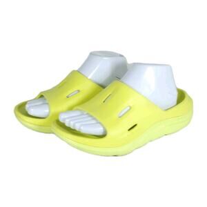 Hoka Women's Ora Recovery Slide 3 US8/Y6 Citrus Glow SlipOn Wedge Slide Sandals